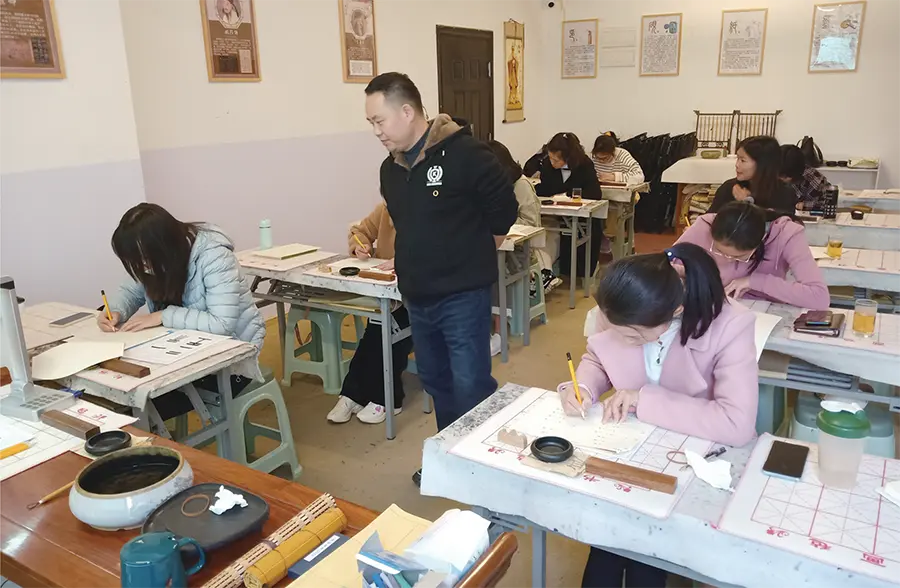 成人硬笔书写专训课照片